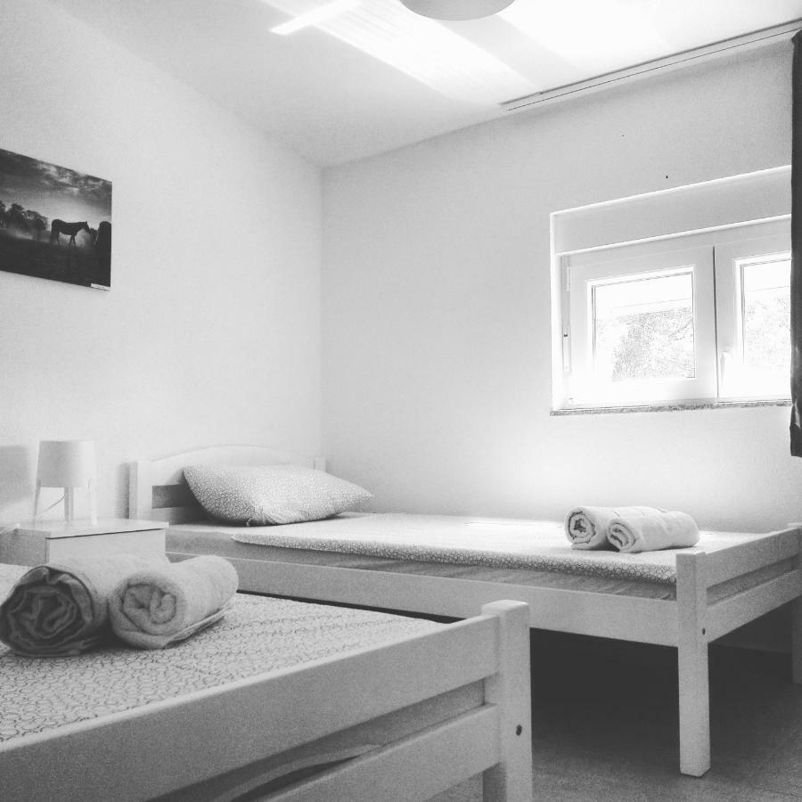 Apartman Bunaric Vir Ngoại thất bức ảnh